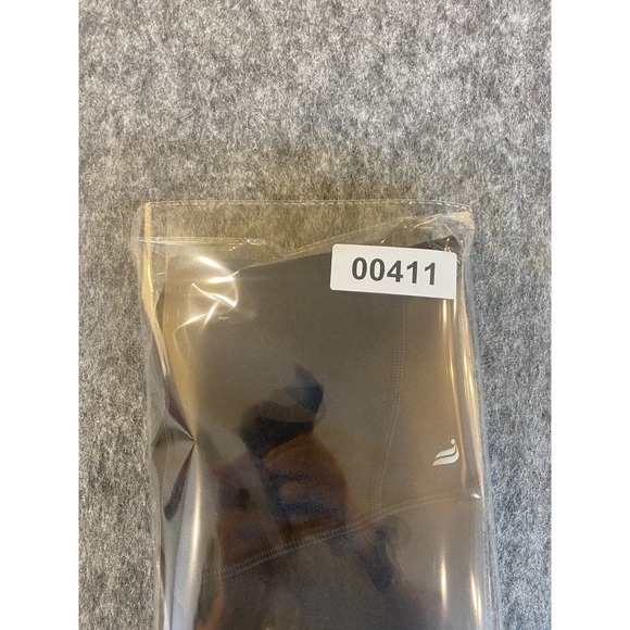 NWT Fabletics High Waisted Mesh Heathered Capri Leggings Size Small Gray - Picture 10 of 10